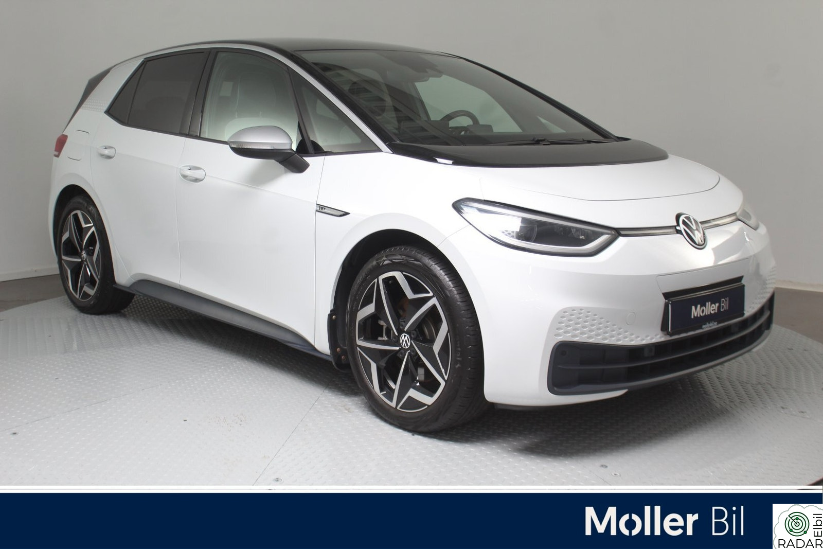 VOLKSWAGEN ID.3 PRO 150 KW 1st Plus - Matrix, R.Kam, ACC, Navi