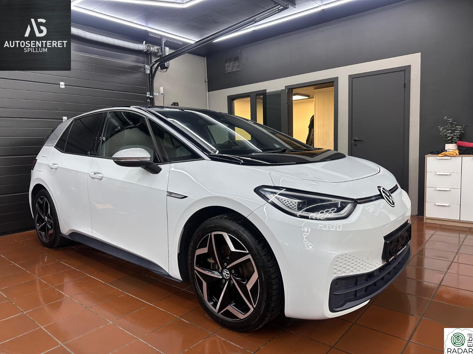 VOLKSWAGEN ID.3 PRO 150 KW 1st Plus/Matrix/R.Kam/ACC/Navi/Varmepumpe+++