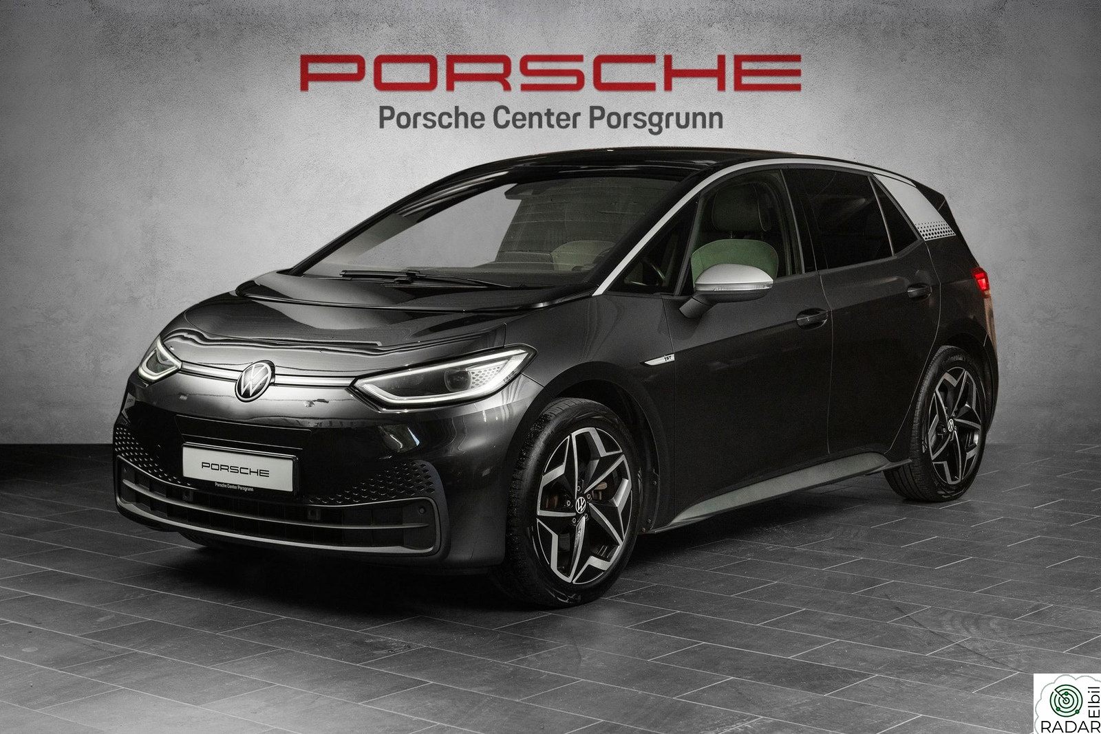 VOLKSWAGEN ID.3 PRO 150 KW 1st Edition Pluss Pro Performance/R.kamera/LED/ACC++