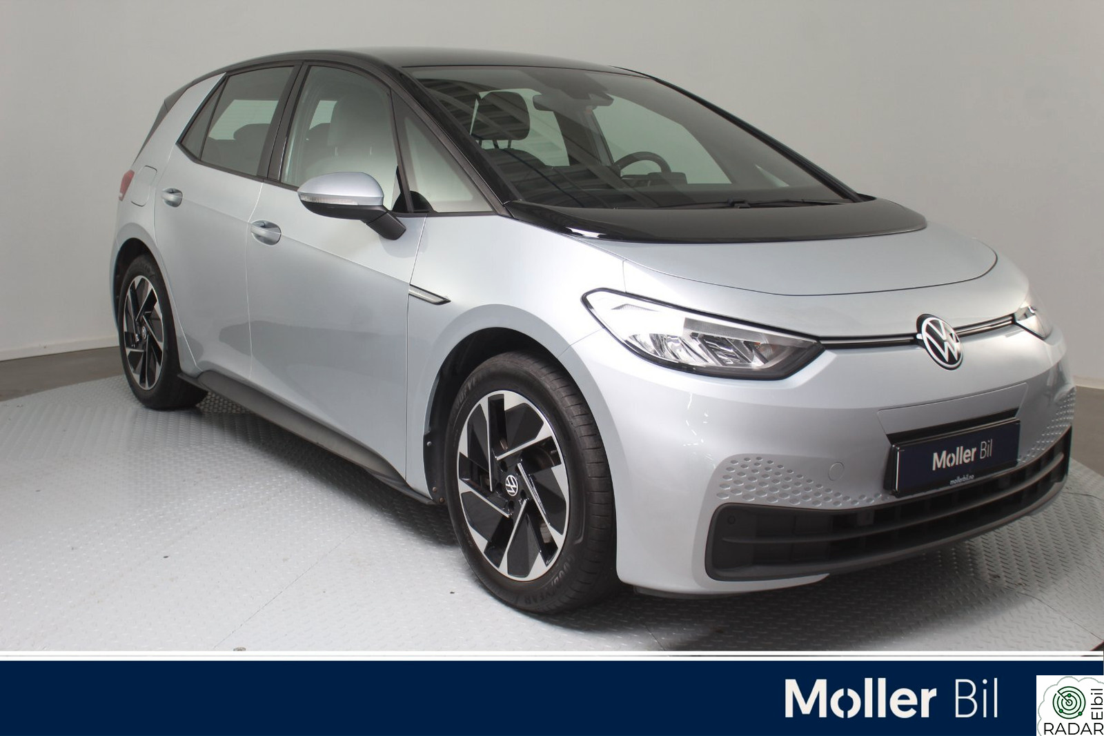 VOLKSWAGEN ID.3 PURE 110 KW Pure Performance City - P.sens, ACC, Navi, 18"