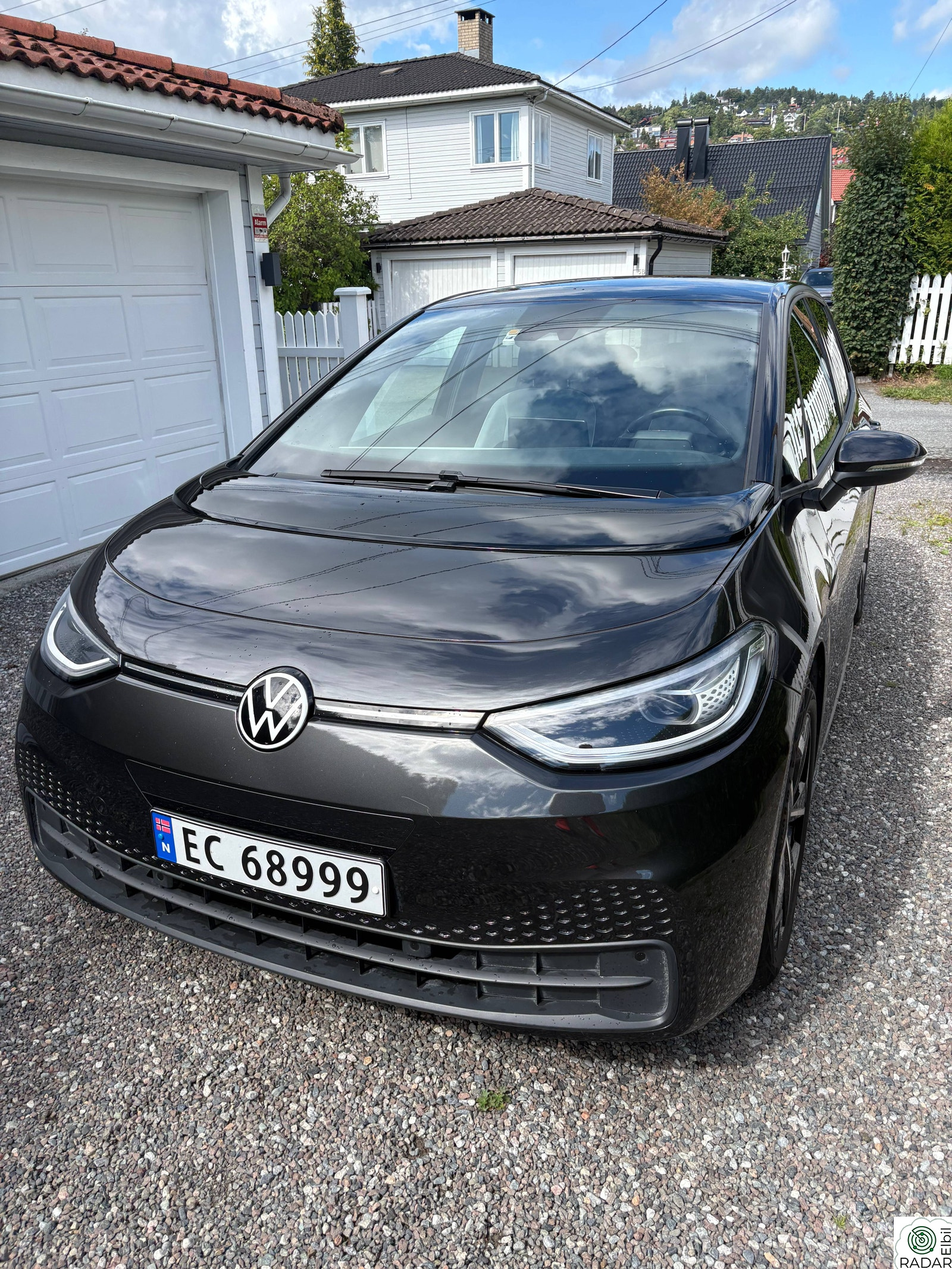 VOLKSWAGEN ID.3 PRO 150 KW VOLKSWAGEN ID.3 PRO 150 KW med krok