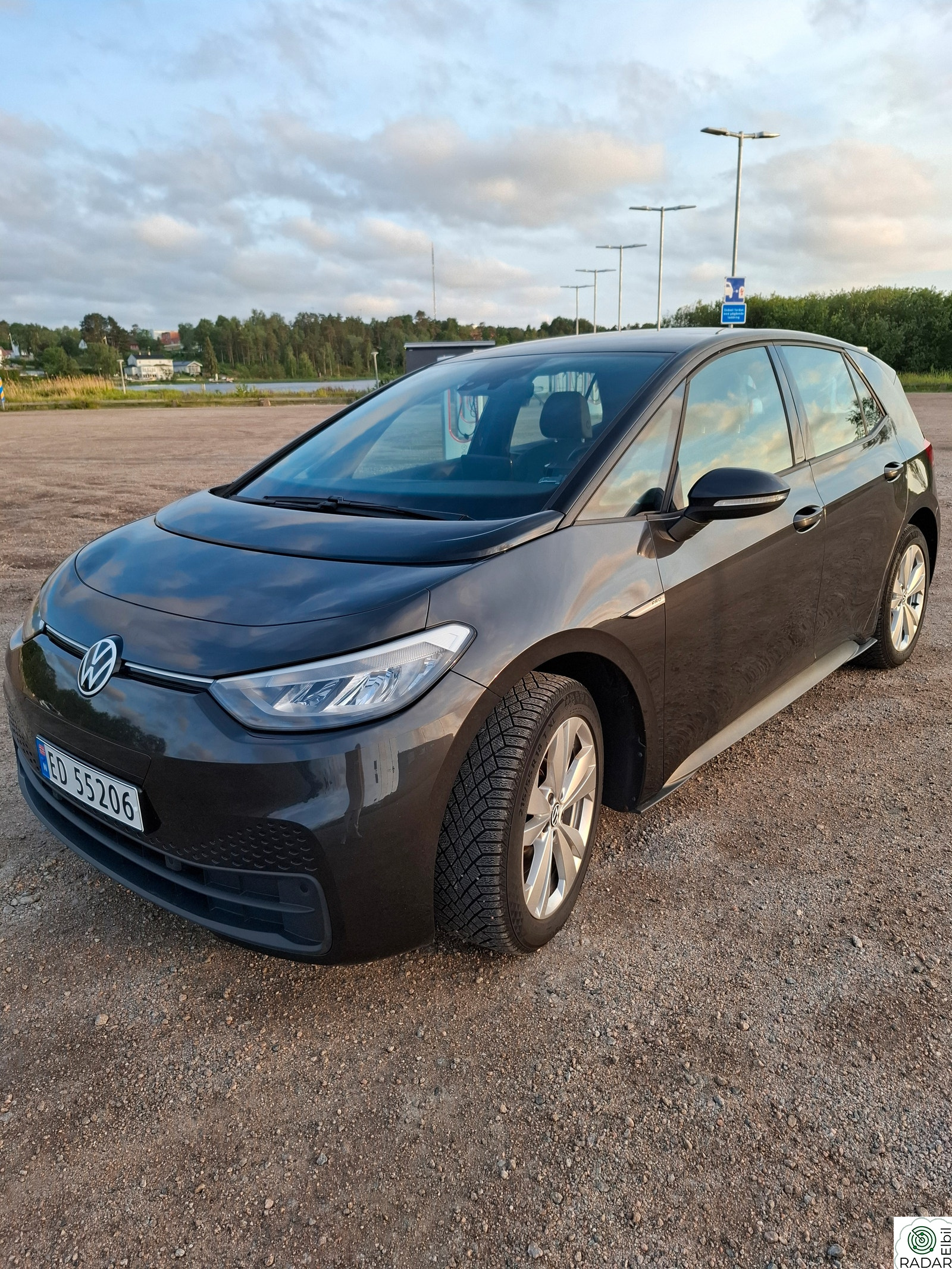VOLKSWAGEN ID.3 PRO 107 KW Pro 58kWh 145hk