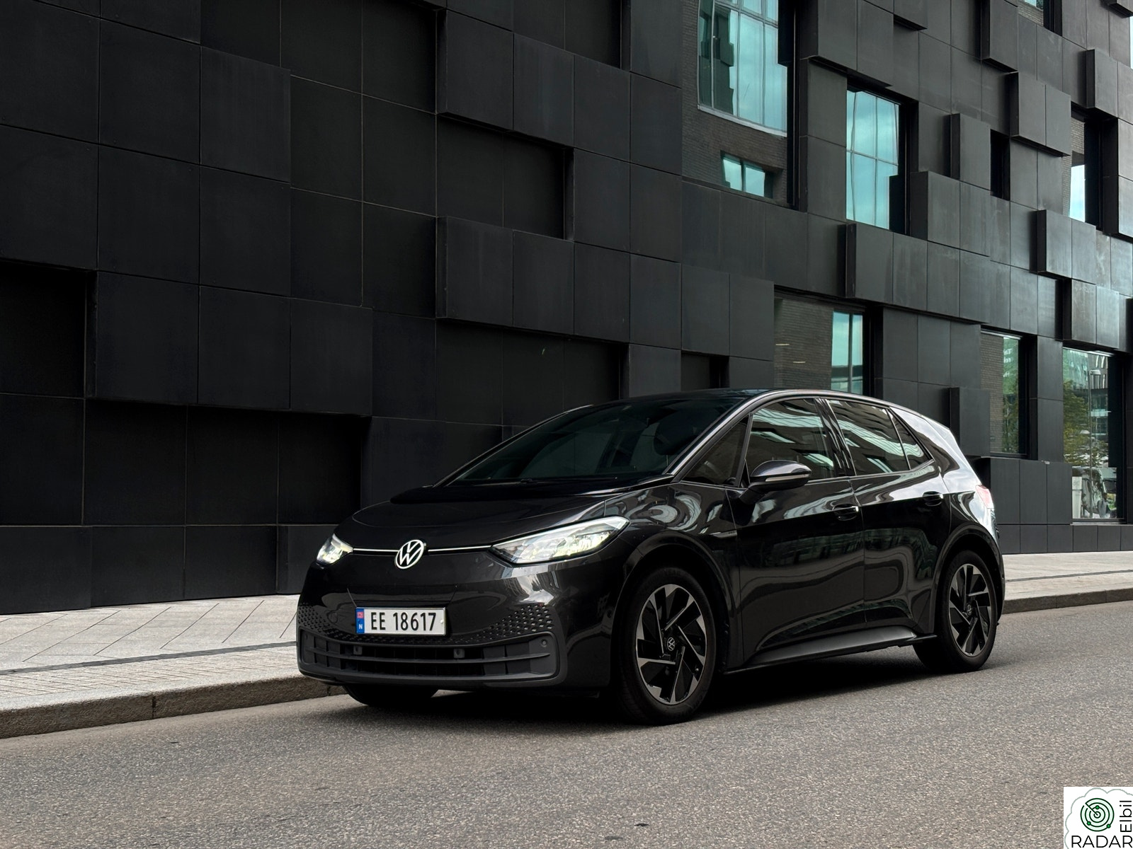 VOLKSWAGEN ID.3 PRO 107 KW Pro 58kWh 145hk