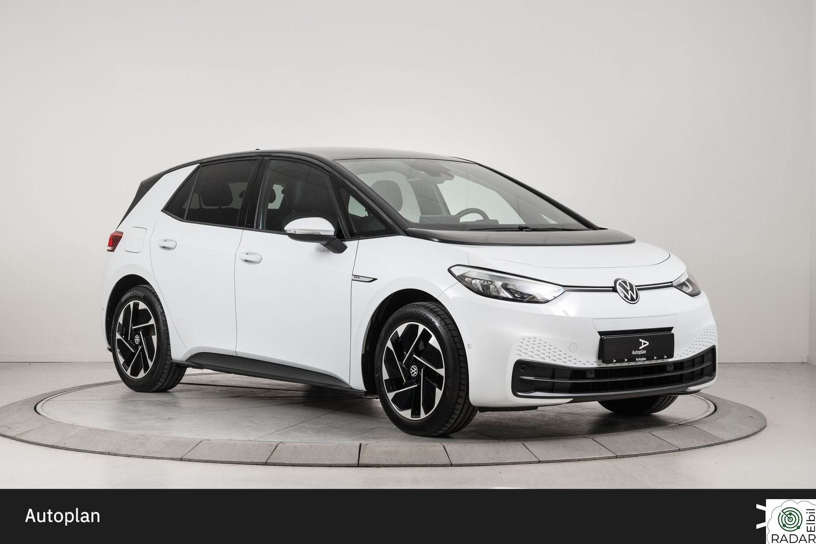 VOLKSWAGEN ID.3 PRO 150 KW Pro 58kWh 204hk | ACC/Kamera/Navi/Rattvarme