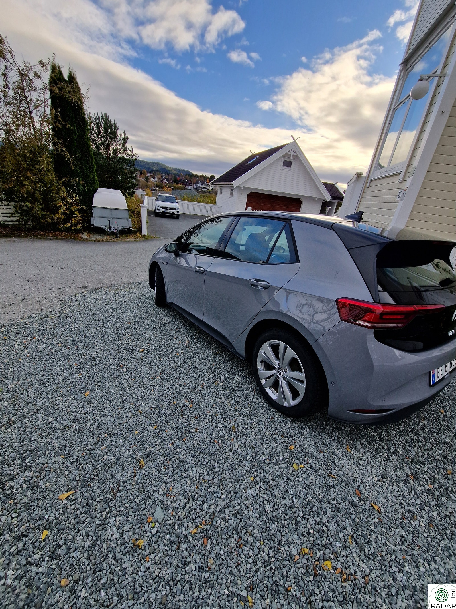 VOLKSWAGEN ID.3 PRO 107 KW PRO/107KW/145Hk/415WLTP/Bluetooth/Acc/Led/Kupevarmer