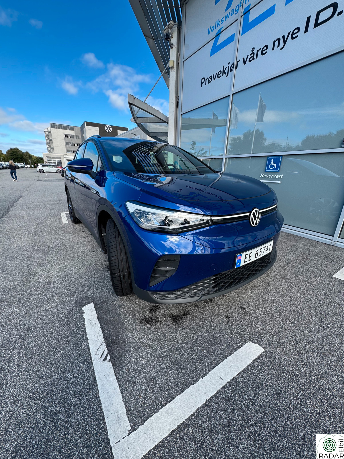 VOLKSWAGEN ID.4 PRO 128 KW