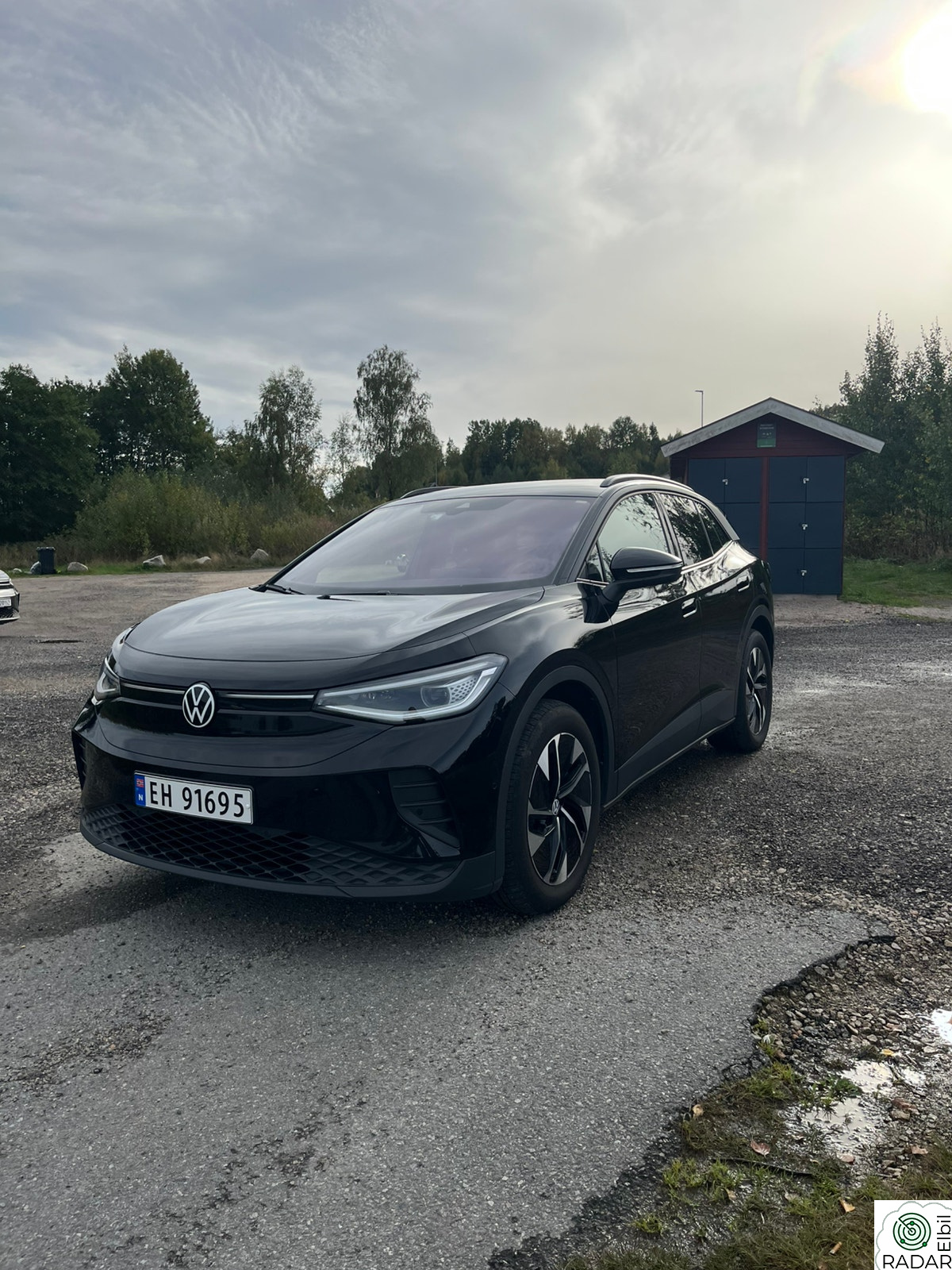 VOLKSWAGEN ID.4 PRO 4MOTION 210KW Pro 4Motion 77kWh 286hk