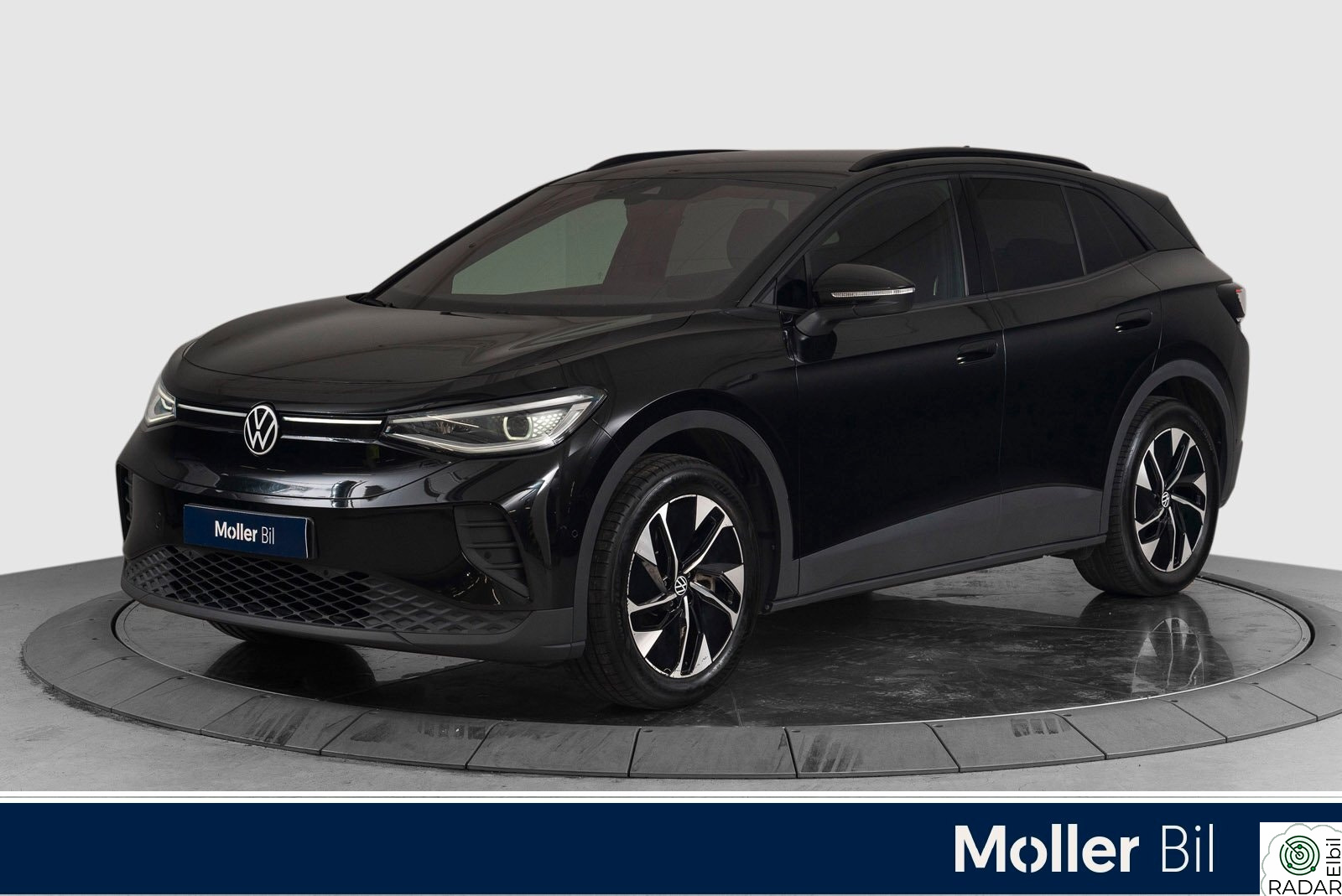 VOLKSWAGEN ID.4 PRO 4MOTION 210KW Pro 4Motion Highline - 19", R.Kam, Krok, Matrix, Navi