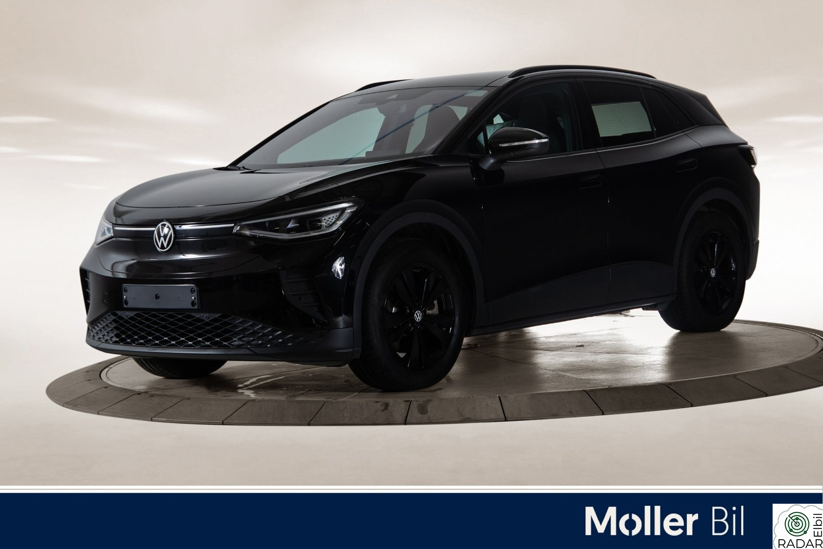 VOLKSWAGEN ID.4 PRO 4MOTION 210KW Pro 4M 77kWh Exclusive - Pano,Matrix,R.Kam,Keyless,Krok
