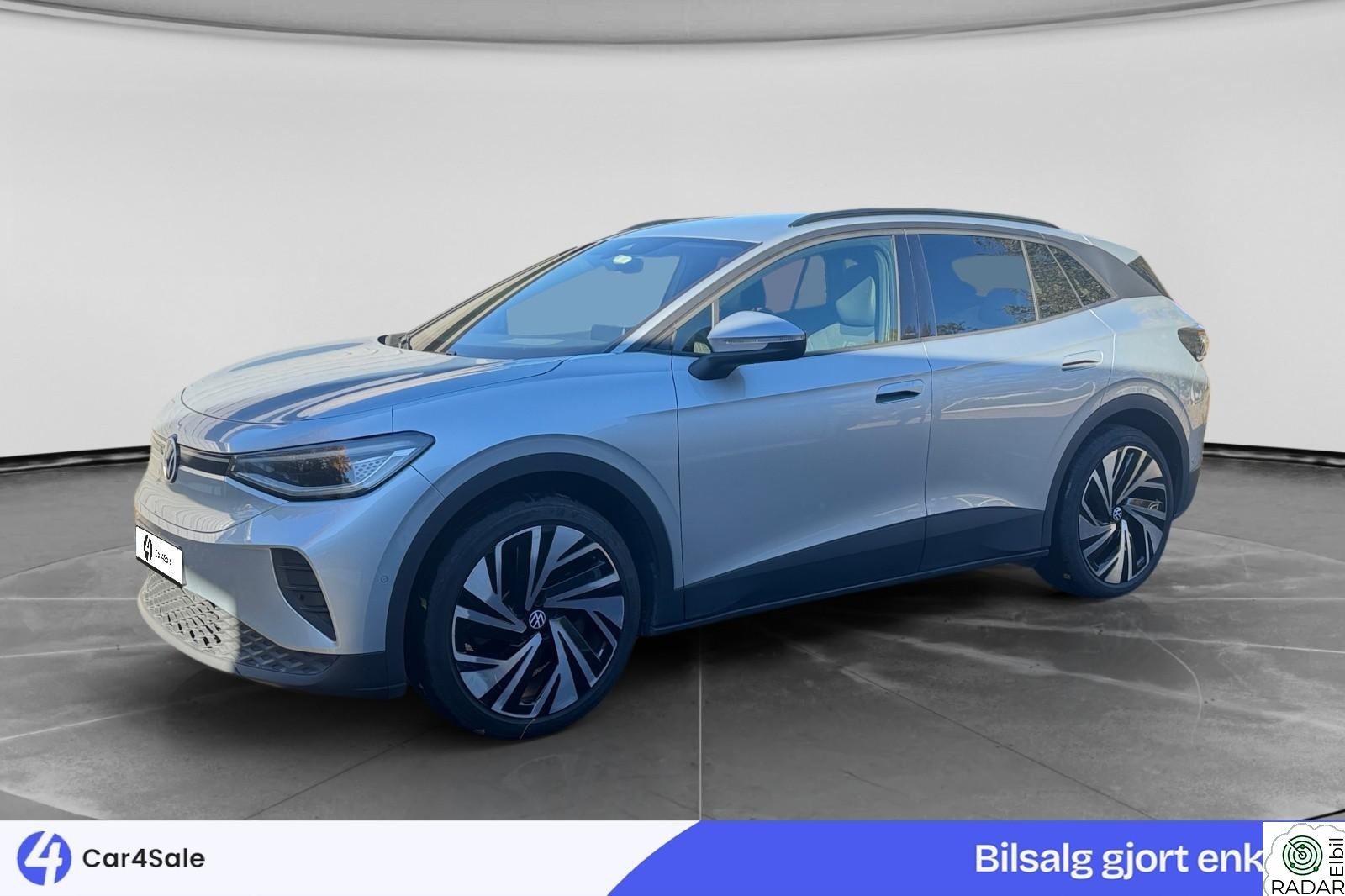 VOLKSWAGEN ID.4 PRO 4MOTION 210KW Pro 4Motion 500+km/ 1 Eier / Matrix / Adaptive Cruise