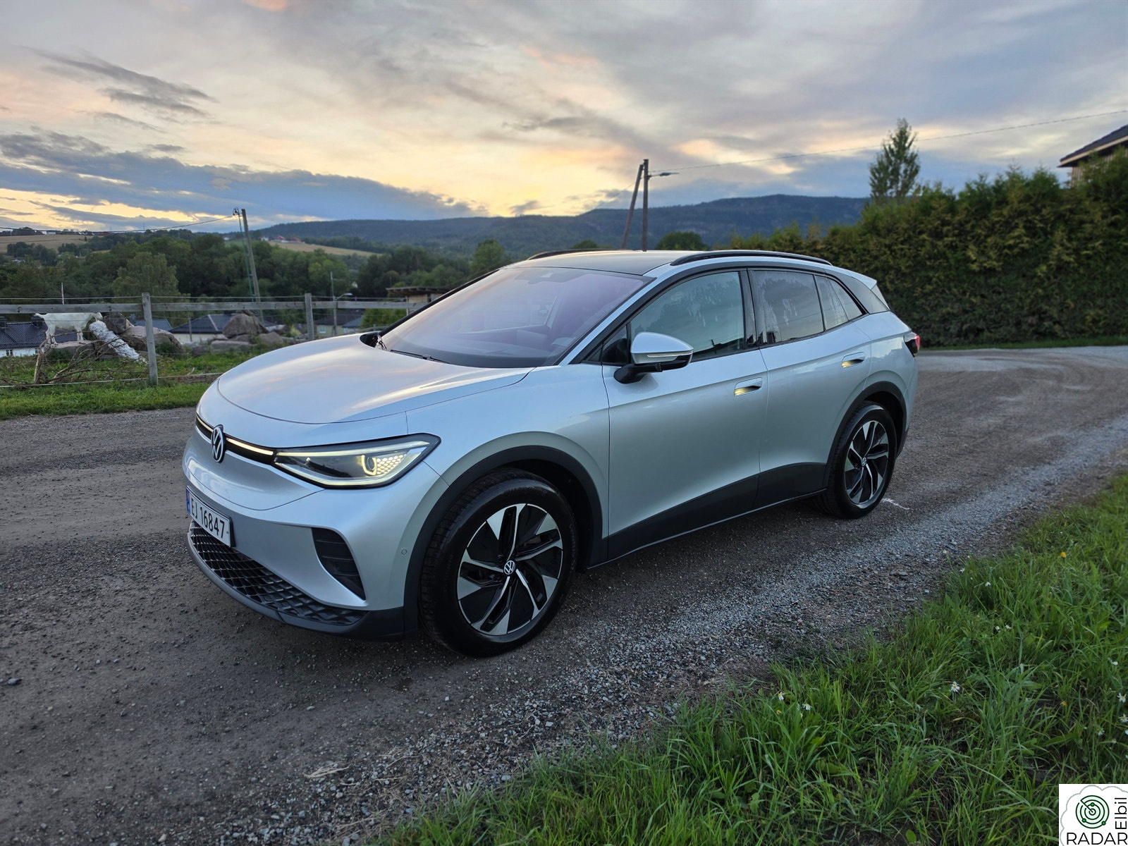 VOLKSWAGEN ID.4 PRO 4MOTION 210KW Pro 4Motion 77kWh 286hk Highline