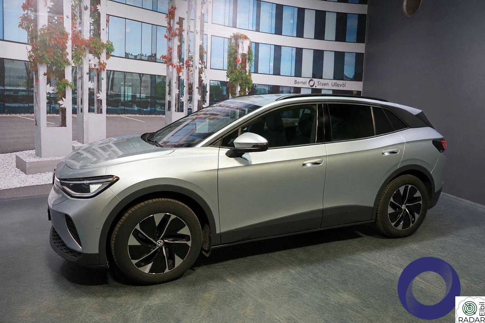 VOLKSWAGEN ID.4 PRO 4MOTION 210KW Pro 4Motion Highline / mye utstyr !