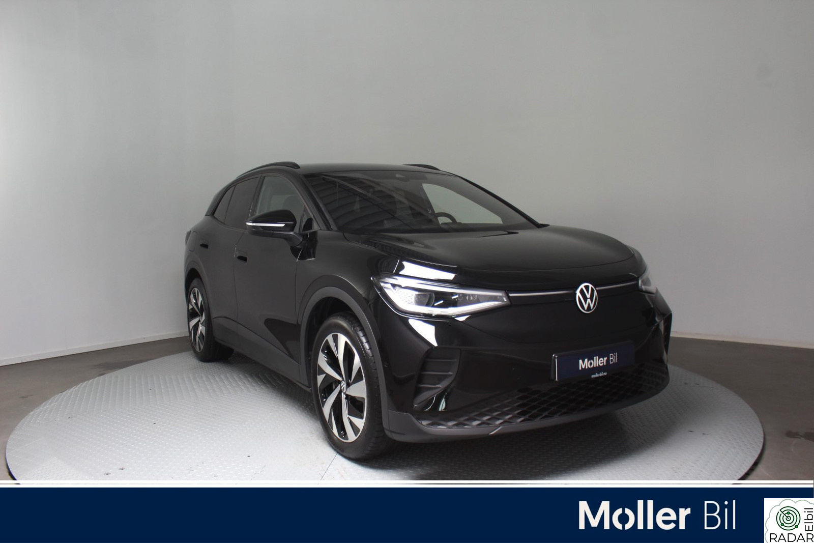 VOLKSWAGEN ID.4 PRO 4MOTION 210KW Pro 4M 77kWh 286hk Highline - R.Kam, Matrix, Navi, 20"