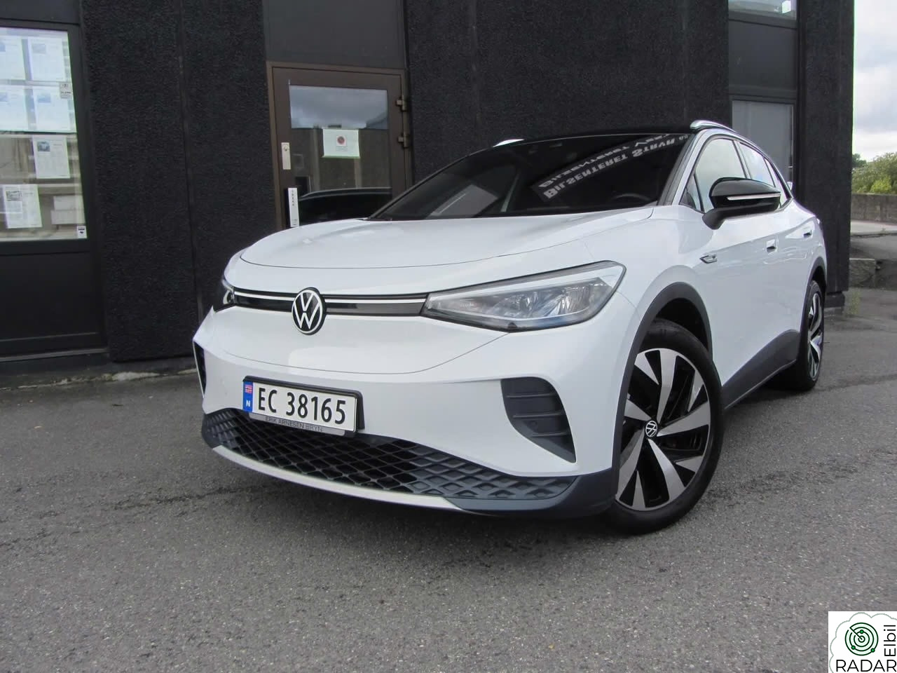 VOLKSWAGEN ID.4 PRO 150 KW Godt utstyrt, H.Feste, 1st Edition, 495 Km rekkevidde