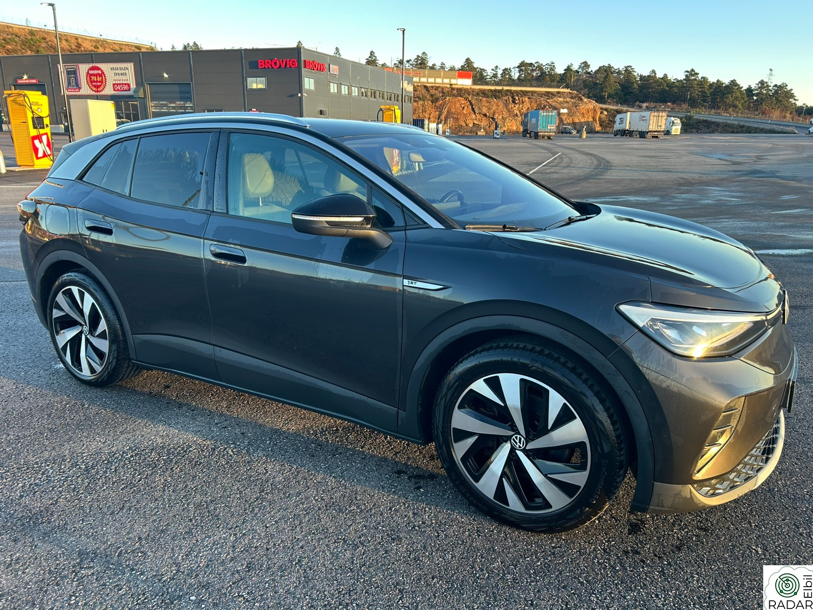 VOLKSWAGEN ID.4 PRO 150 KW 77kWH 204hk 1st