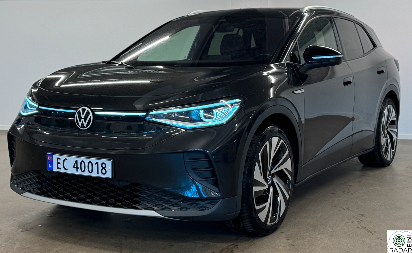VOLKSWAGEN ID.4 PRO 150 KW Max/360kam/norsk/ACC/headup/rattvarme/pano/hengerfeste