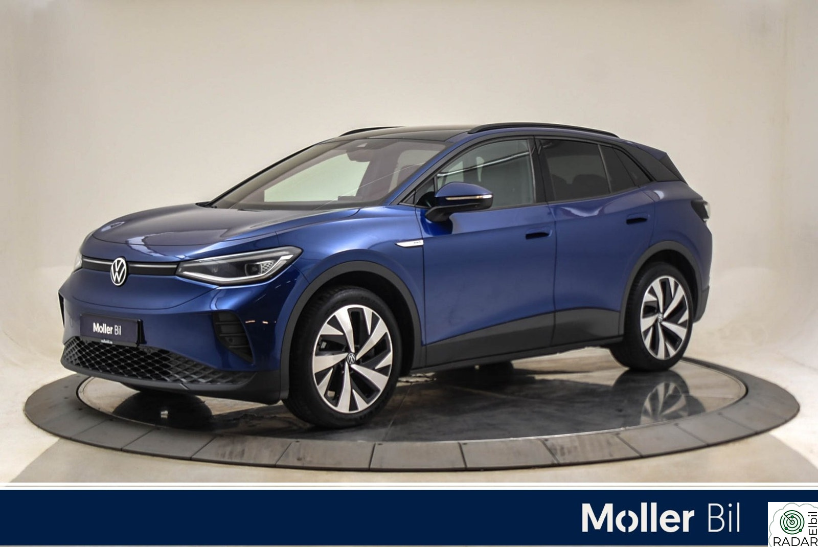 VOLKSWAGEN ID.4 PRO 150 KW Pro Family Krok/Navi/Glasstak/Kamera/Matrix/ACC