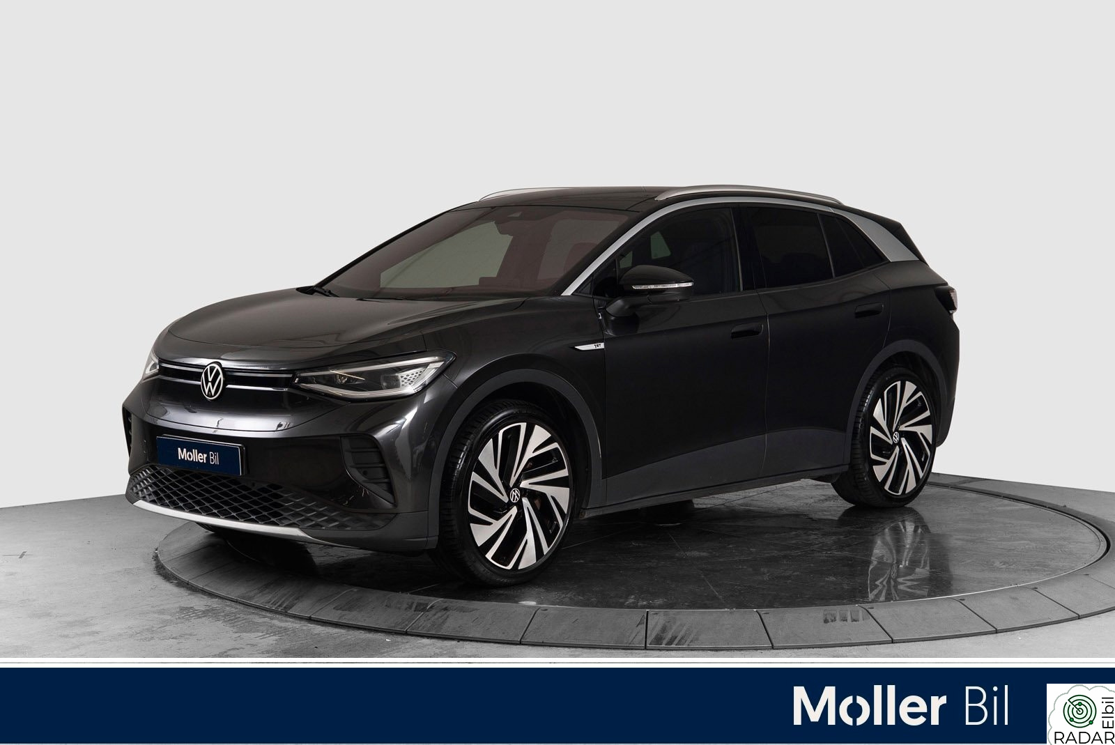 VOLKSWAGEN ID.4 PRO 150 KW 1st Max - 360kam, Pano, Krok, HUD