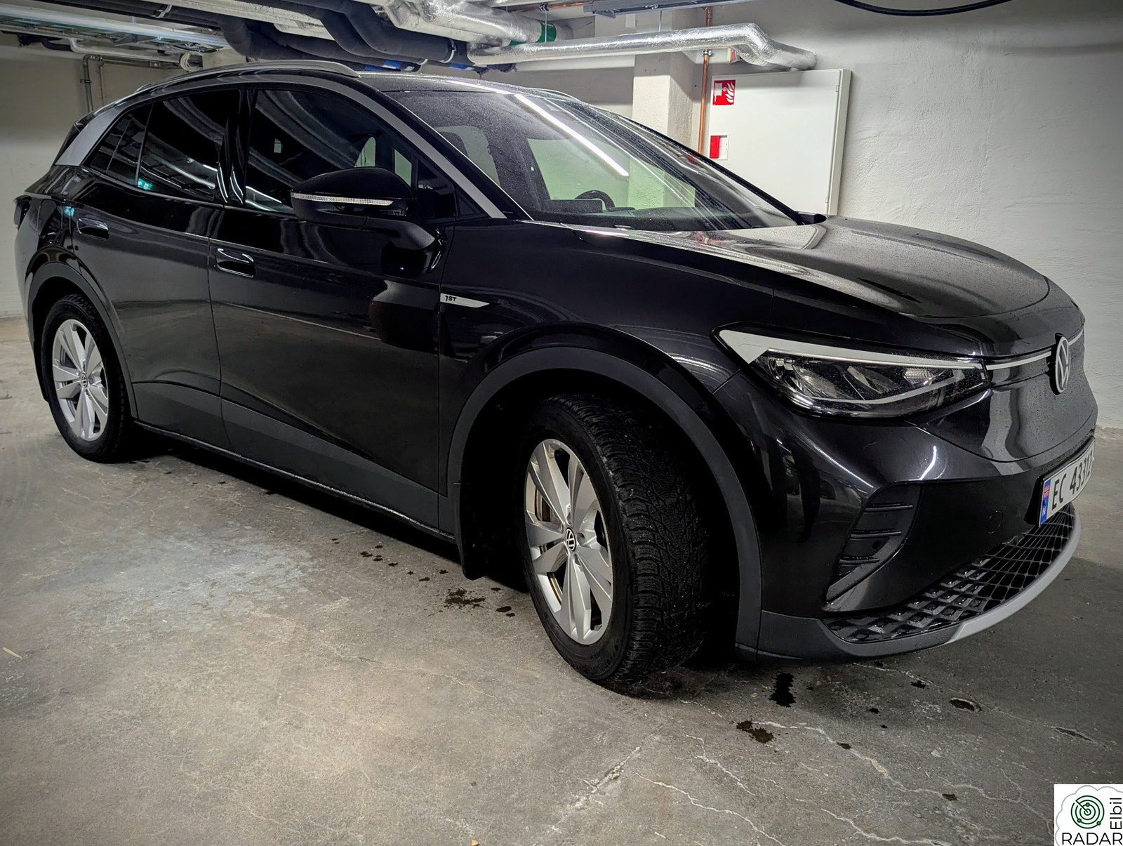VOLKSWAGEN ID.4 PRO 150 KW PRO Performance 204HK 495km ACC Navi Krok EU27 ++