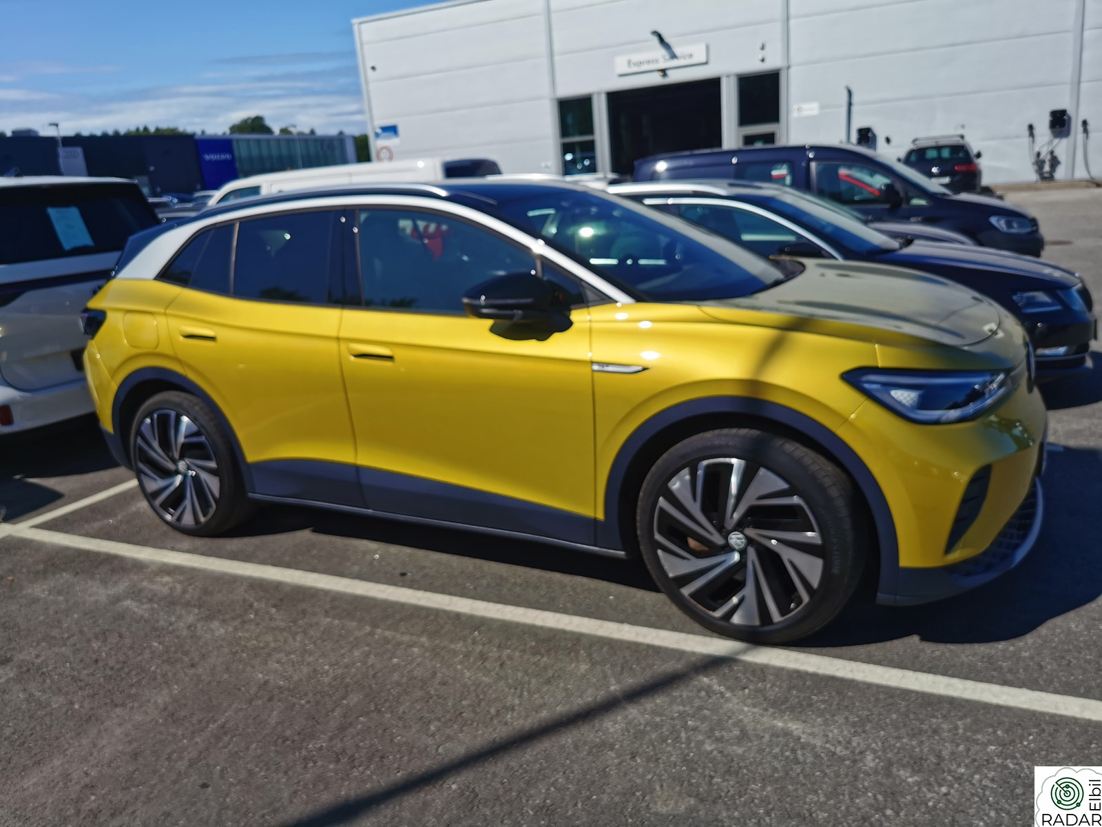 VOLKSWAGEN ID.4 PRO 150 KW 77kWH 204hk 1st