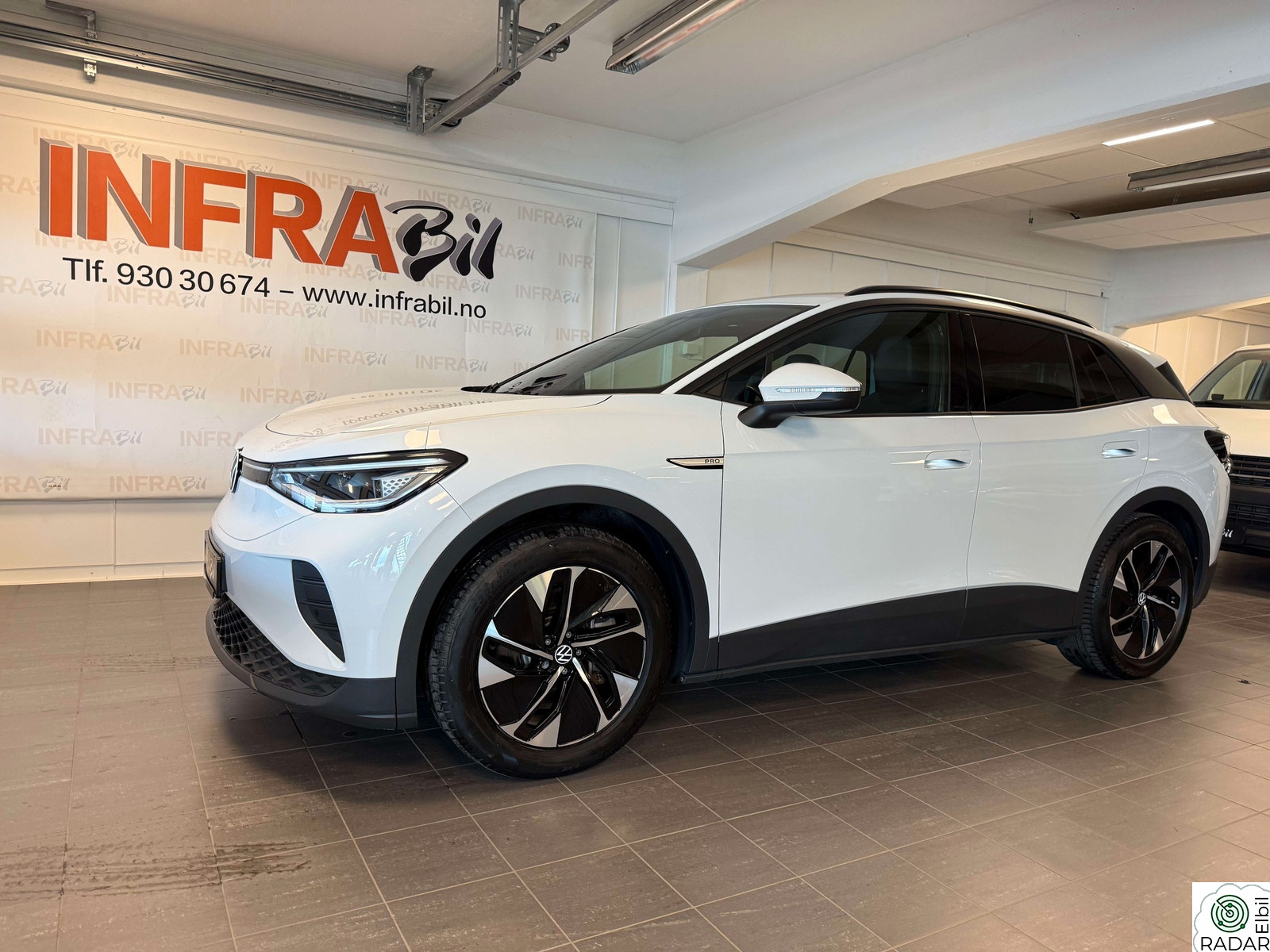 VOLKSWAGEN ID.4 PRO 150 KW 77kWh PRO PERF+H-FESTE+NYE SERV+NY EU+KAMERA+ACC+++