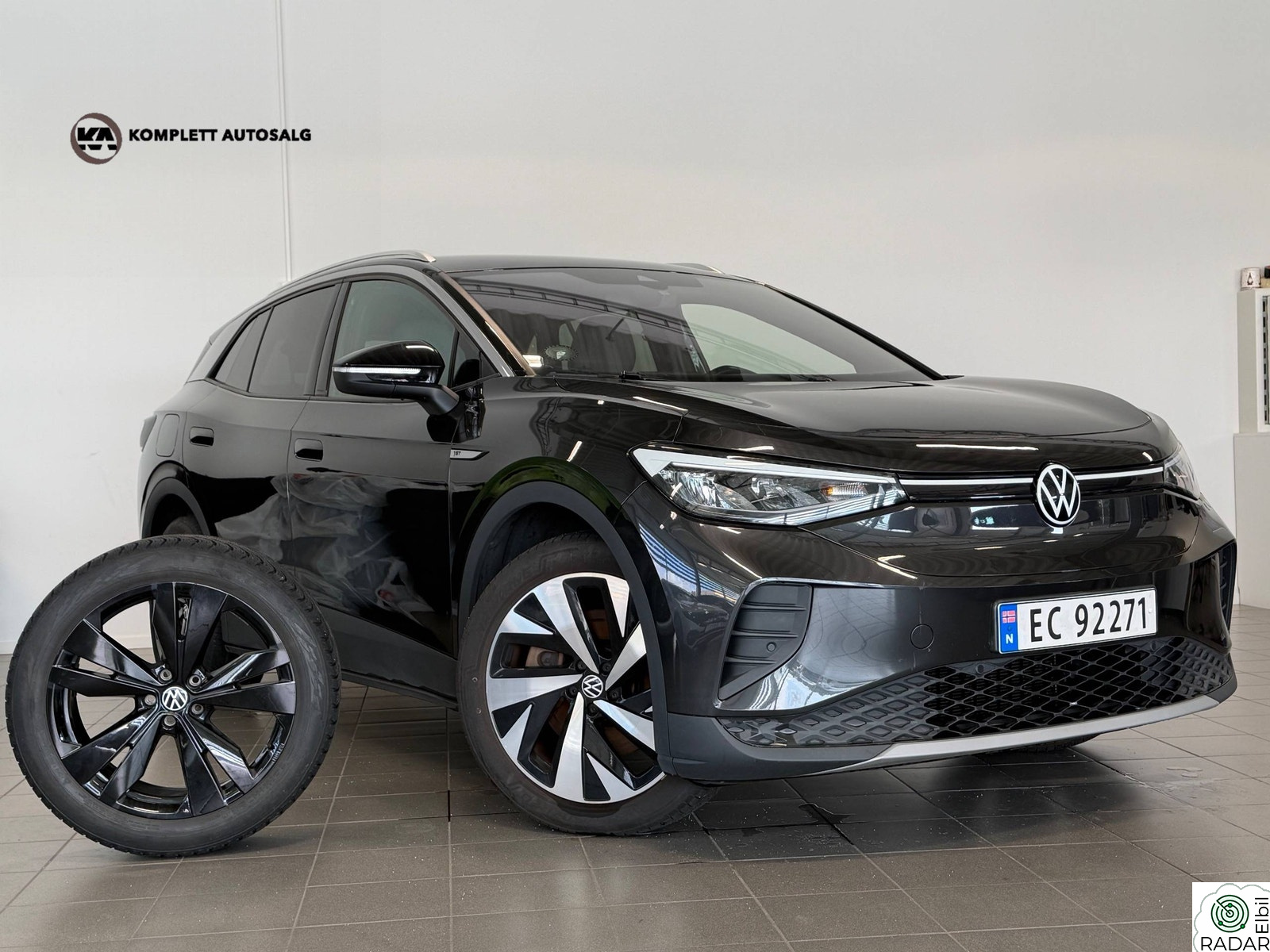 VOLKSWAGEN ID.4 PRO 150 KW Pro Performance/495km WTLP/Hengerfeste/ACC/Ryggekamera