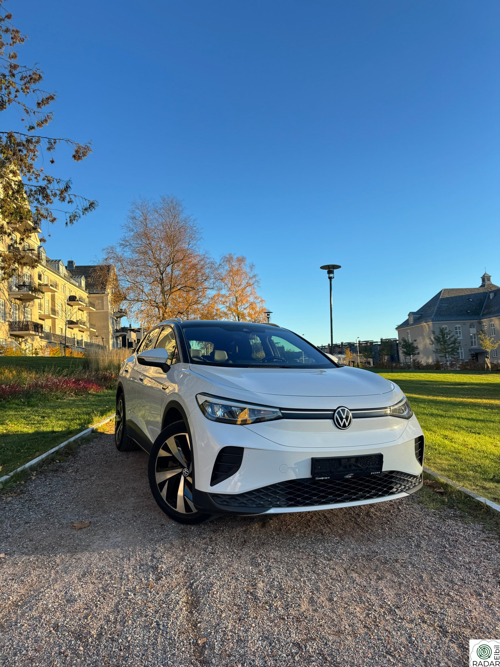 VOLKSWAGEN ID.4 PRO 150 KW ID.4 PRO PERFORMANCE LIFE /1 Eier / H.Feste / Carplay +