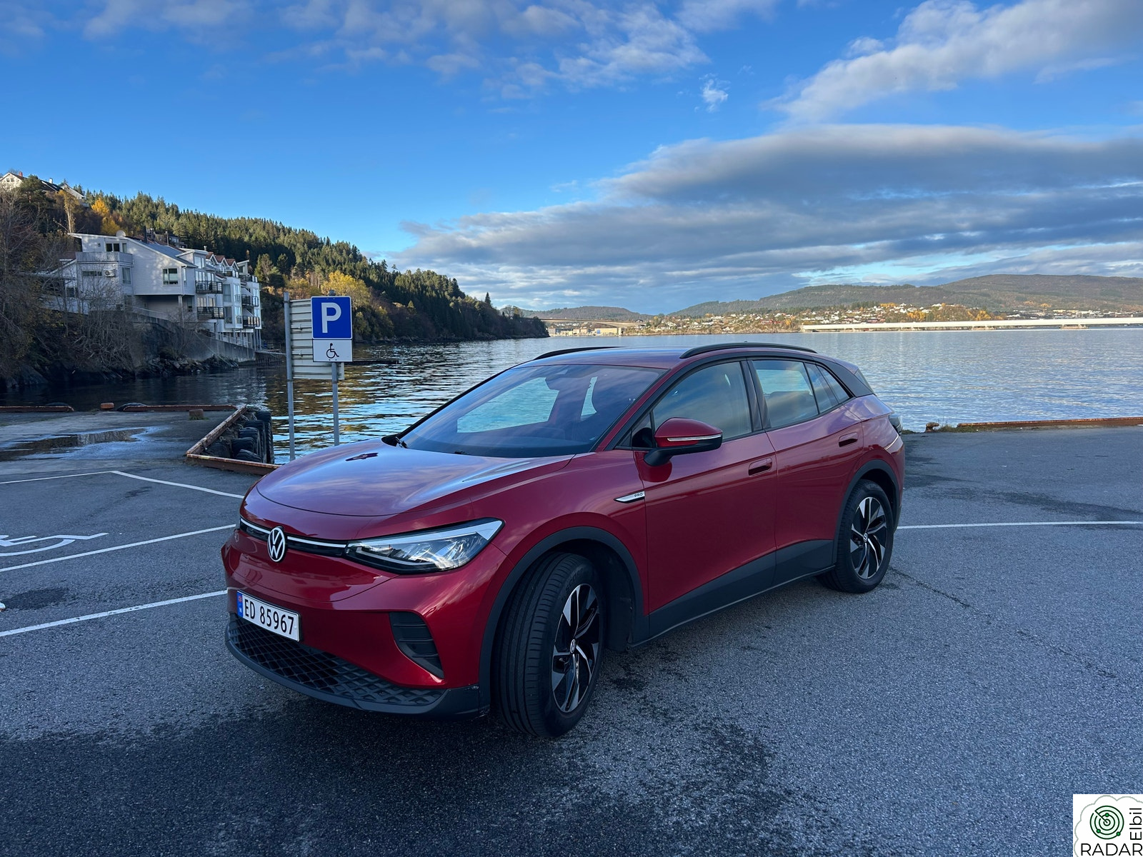 VOLKSWAGEN ID.4 PRO 150 KW Pro 77kWh 204hk