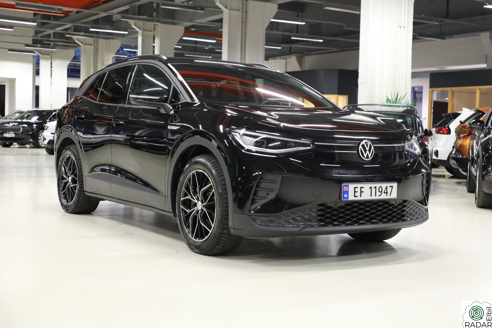 VOLKSWAGEN ID.4 PRO 128 KW Pro 77kWh 174HK/Acc/Style interiør/Acc/IQ Light