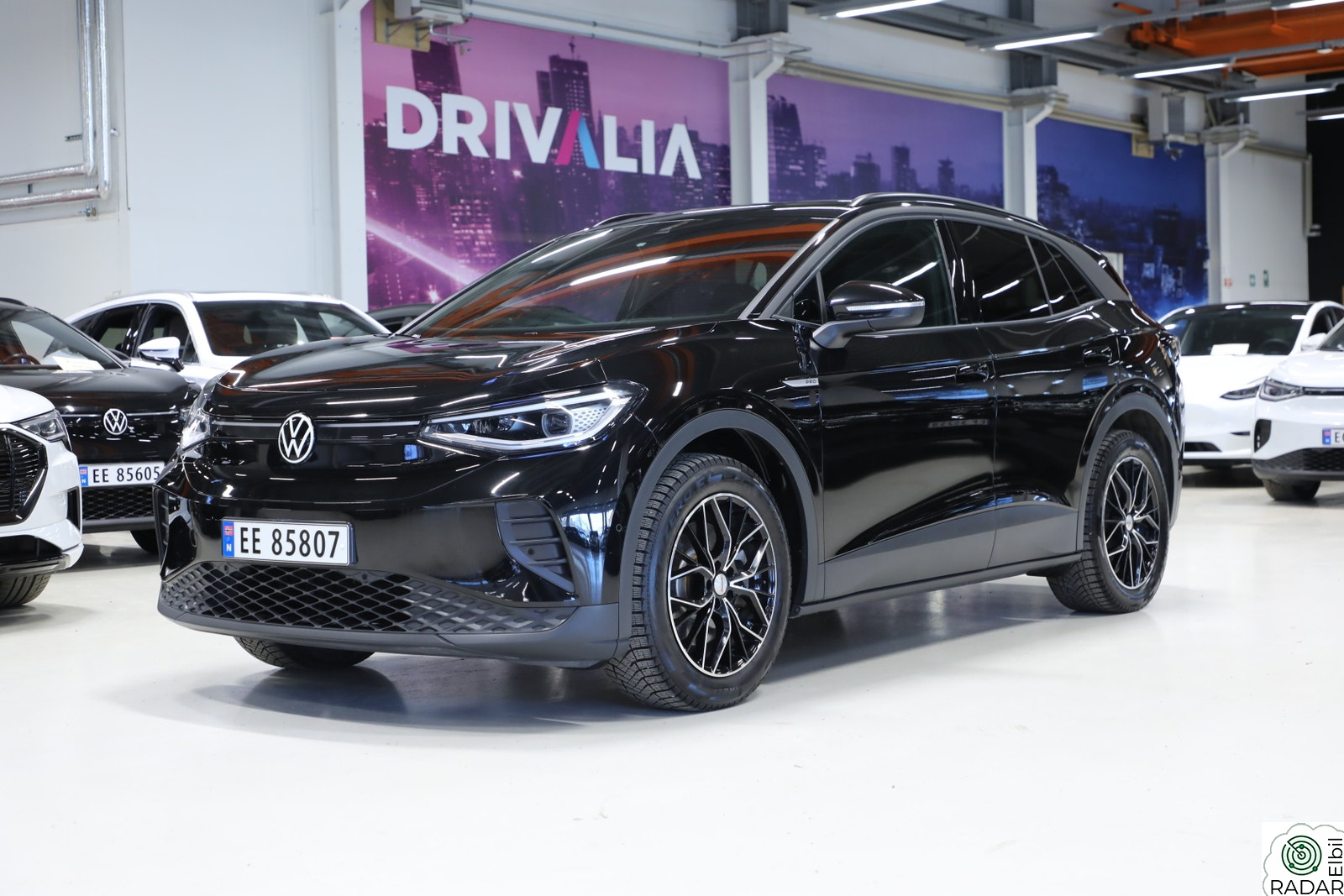 VOLKSWAGEN ID.4 PRO 128 KW Pro 77kWh 174hk/Matrix/Kamera/Acc/Delskinn