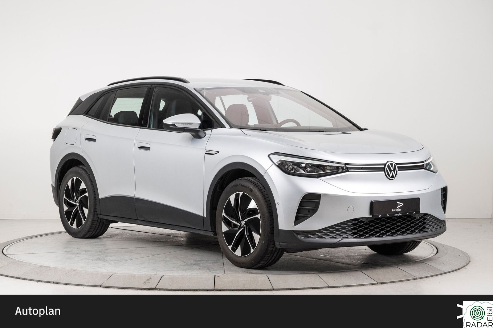 VOLKSWAGEN ID.4 PRO 150 KW ACC/Krok/Kamera/Rattvarme/DAB/BT