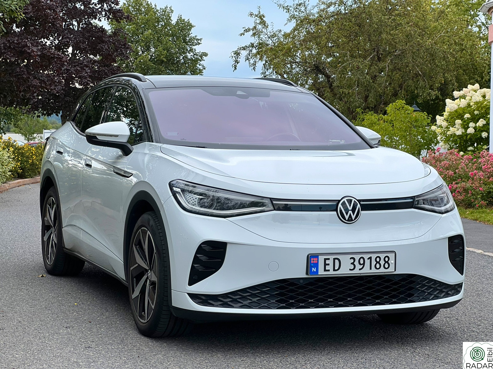 VOLKSWAGEN ID.4 GTX 220 KW 77kWh-36.280km,panoramatak,360kam,H-feste