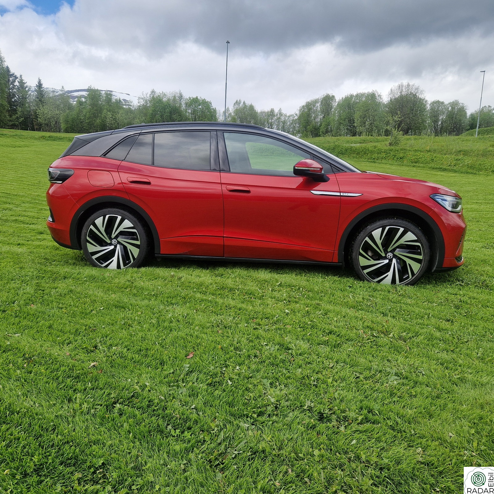 VOLKSWAGEN ID.4 GTX 220 KW TopSport+ | DCC | 21" | NY service