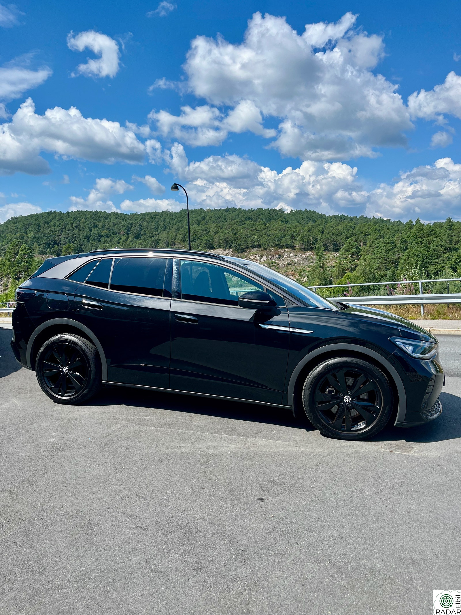 VOLKSWAGEN ID.4 GTX 220 KW 77kWh 299hk
