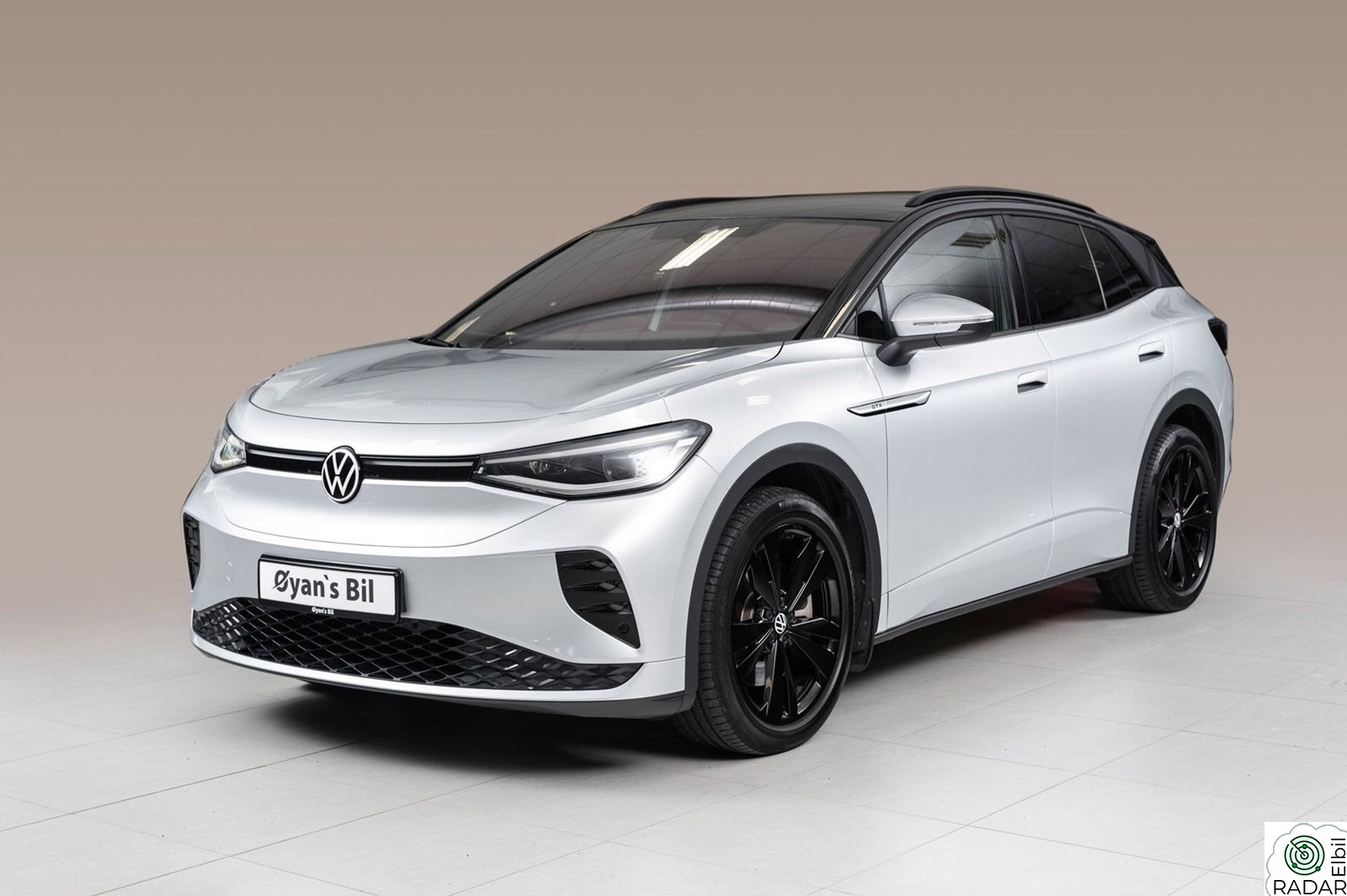 VOLKSWAGEN ID.4 GTX 220 KW el. seter, krok, Matrix