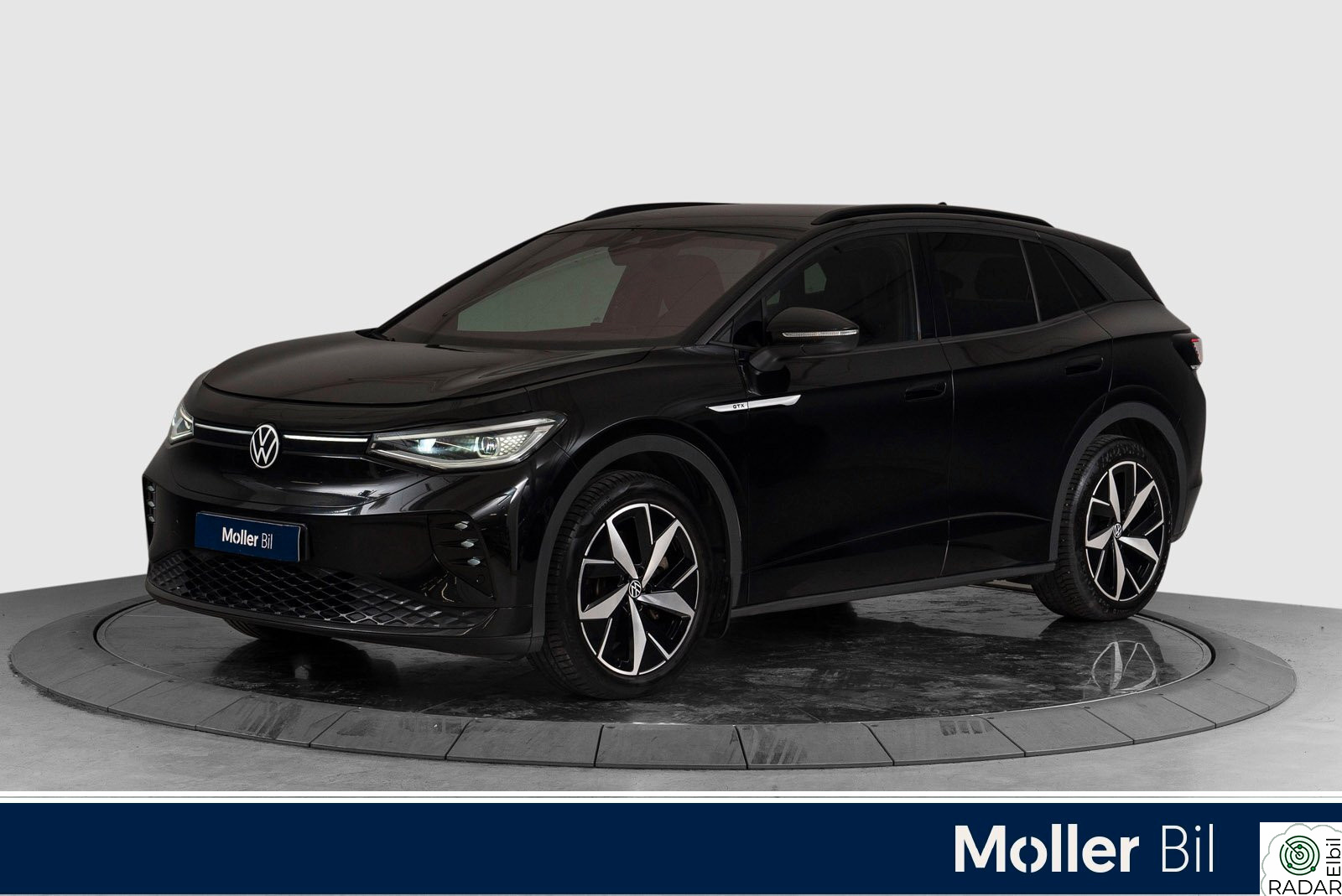 VOLKSWAGEN ID.4 GTX 220 KW 77kwh - R.Kam, Matrix, Krok, Keyless