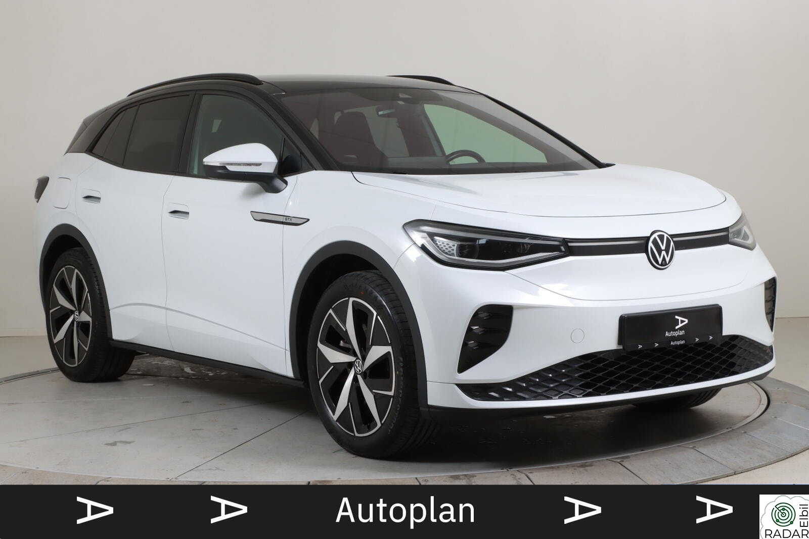 VOLKSWAGEN ID.4 GTX 220 KW 77kWh 299hk 4MOTION TopSport+/360º/Krok/HUD/Matrix/Pano