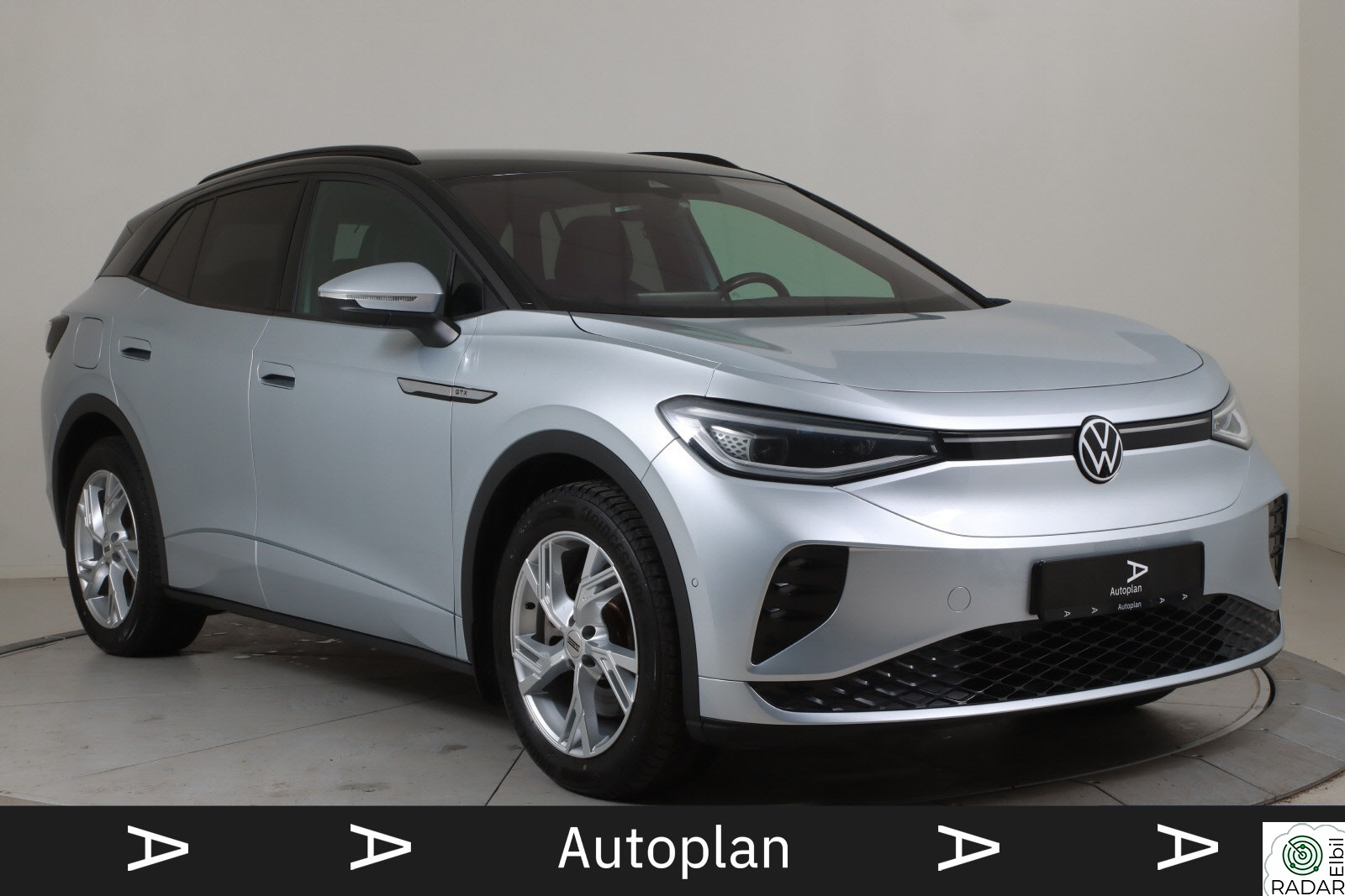 VOLKSWAGEN ID.4 GTX 220 KW 77kWh 299hk 4MOTION ACC Matrix Krok Kamera