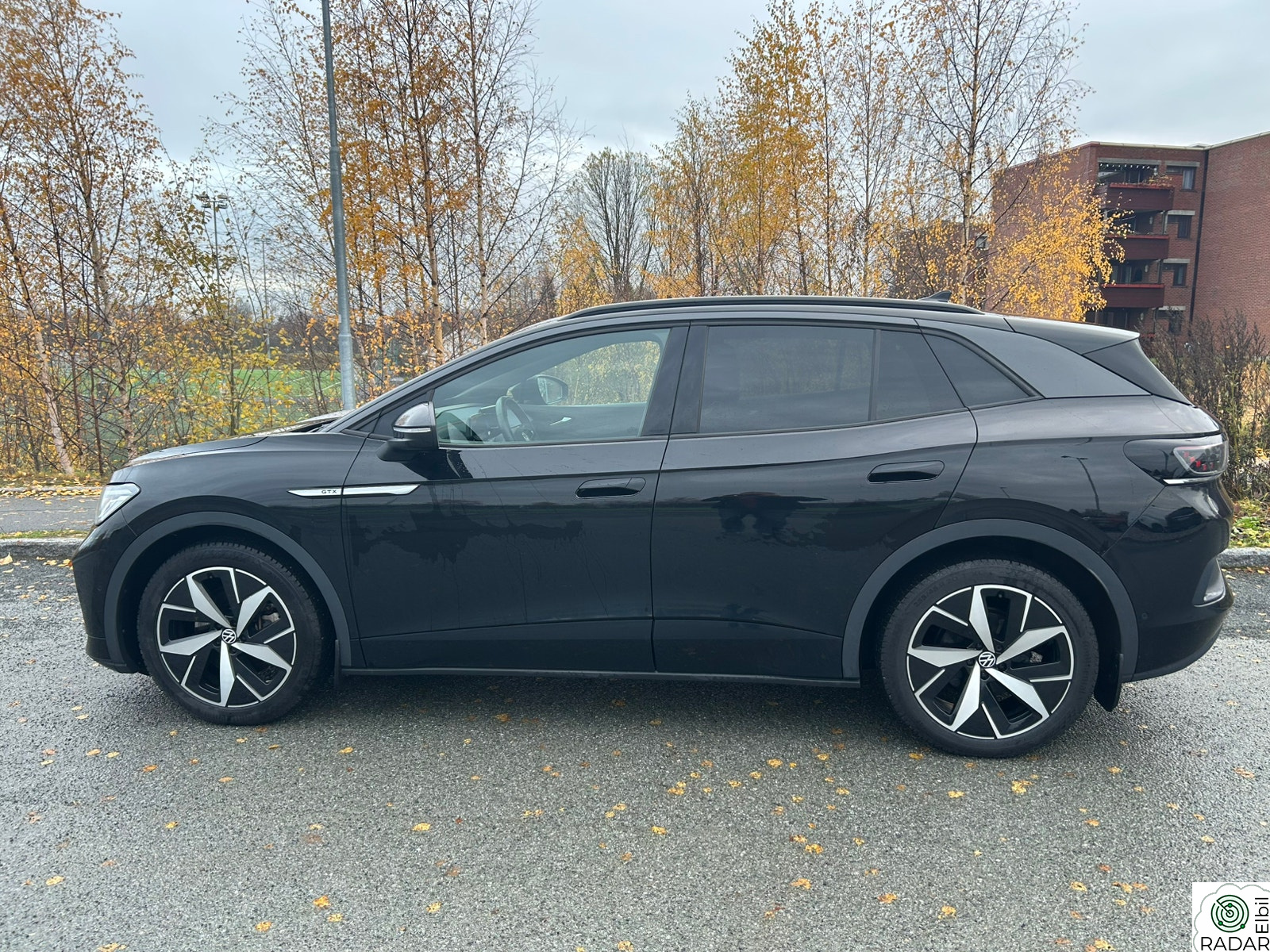 VOLKSWAGEN ID.4 GTX 220 KW 77kWh 299hk