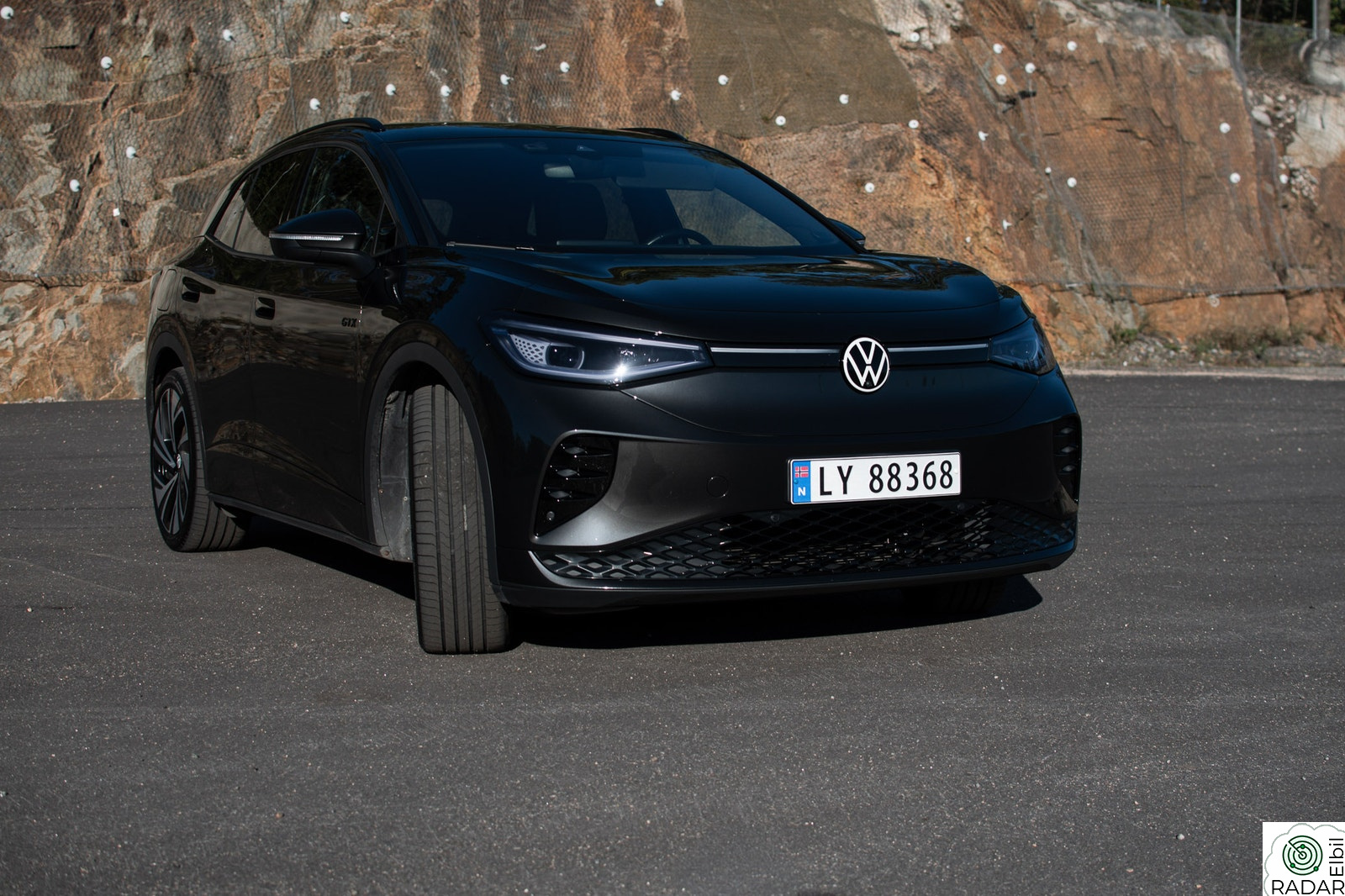 VOLKSWAGEN ID.4 GTX 220 KW 77kWh 299hk
