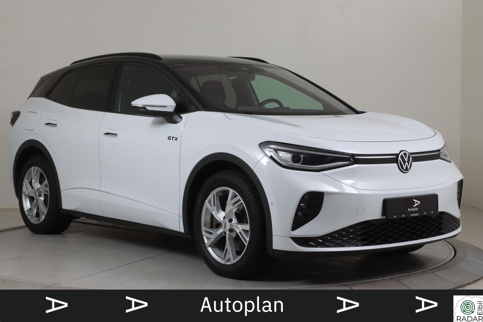VOLKSWAGEN ID.4 GTX 220 KW 77kWh 299hk 4MOTION ACC/Krok/Matrix/Kamera/Carplay