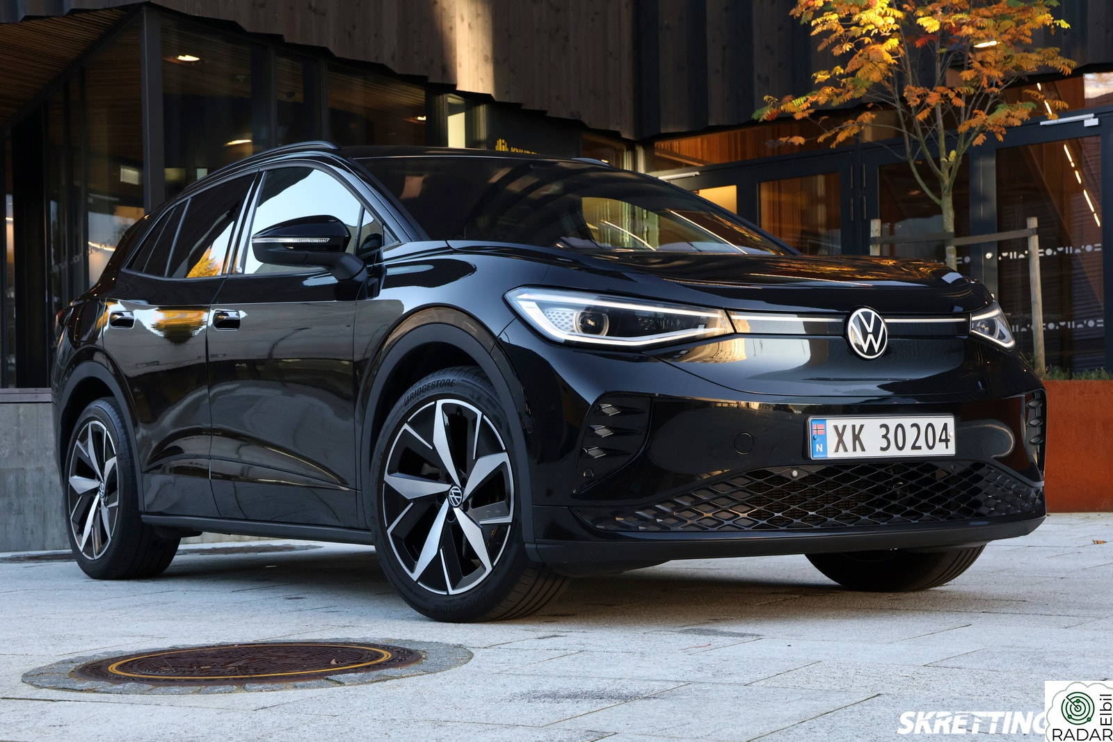 VOLKSWAGEN ID.4 GTX 220 KW 77kWh 492 KM - 4MOTION - NYBILGARANTI - FIREHJULSDRIFT!