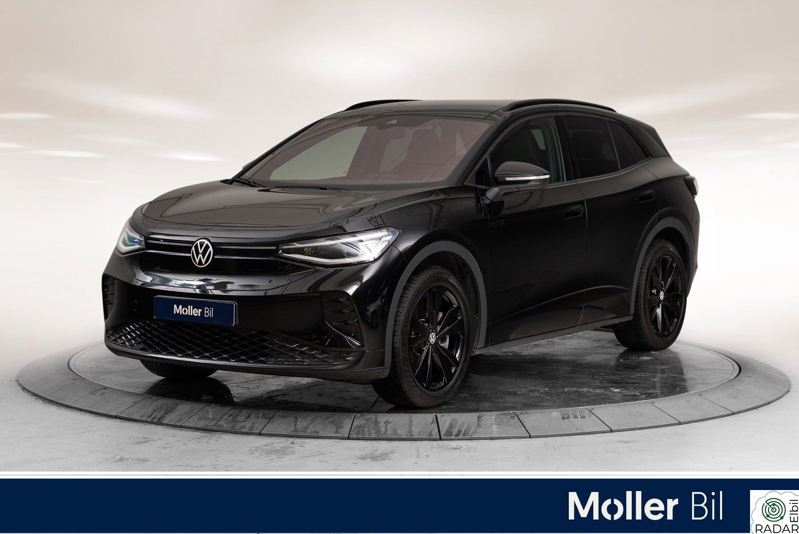 VOLKSWAGEN ID.4 GTX 220 KW GTX 4MOTION 77kwh - R.kam, Matrix, Pano, Krok, Navi