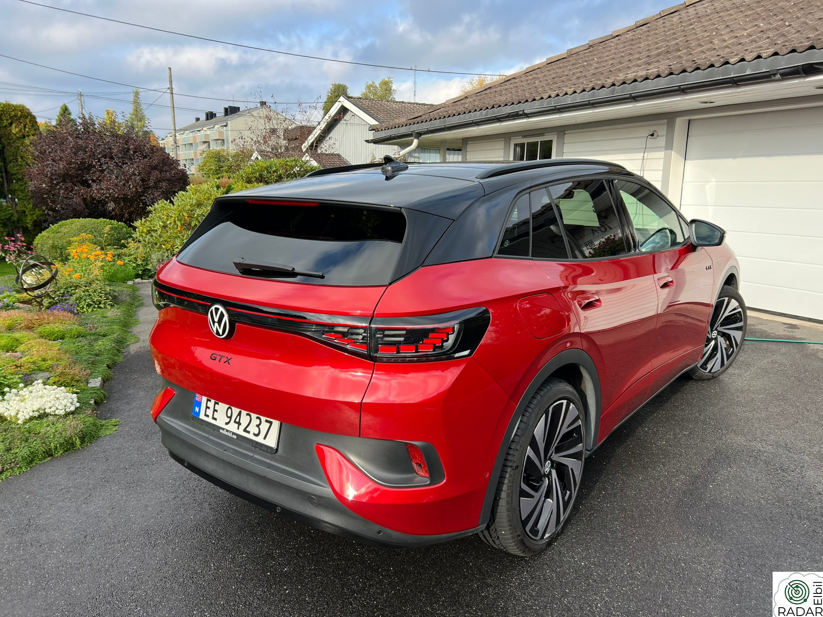 VOLKSWAGEN ID.4 GTX 220 KW 77kWh 299hk 4MOTION