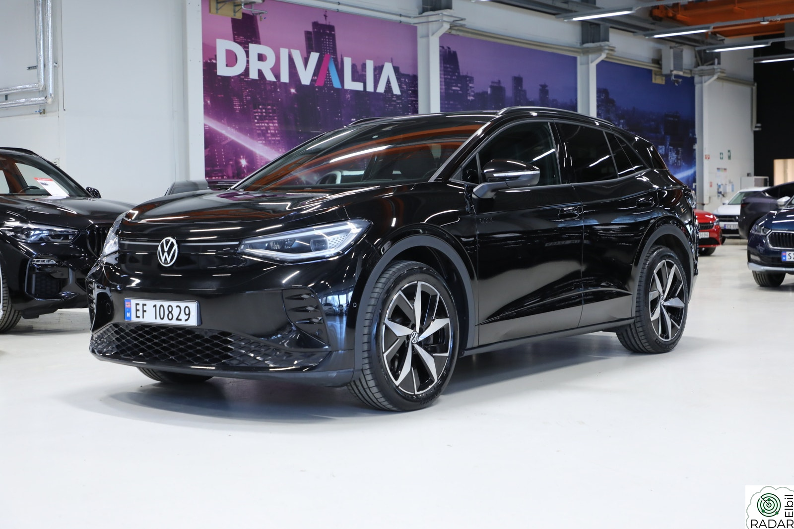 VOLKSWAGEN ID.4 GTX 220 KW 77kWh/GTX/4WD/Matrix/Keyless/Acc/Krok