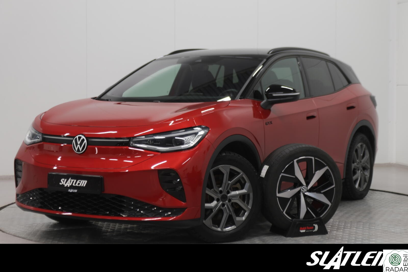 VOLKSWAGEN ID.4 GTX 220 KW 4motion  77kwh Hengerfeste