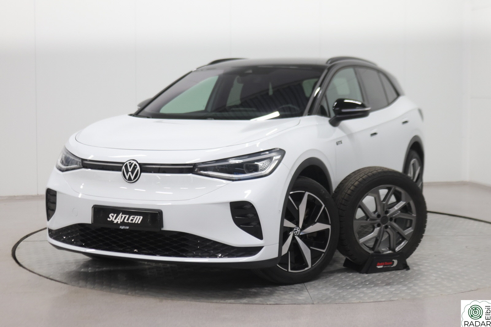 VOLKSWAGEN ID.4 GTX 220 KW 4motion  77kwh H.FESTE|R.KAM|NAVI|VARMEP|PARK.AS+