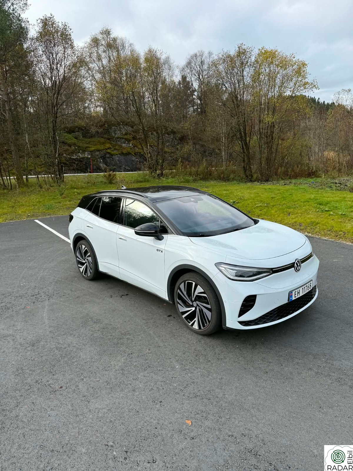 VOLKSWAGEN ID.4 GTX 220 KW 77kWh 299hk 4MOTION | TOP SPORT+ Hengerfeste
