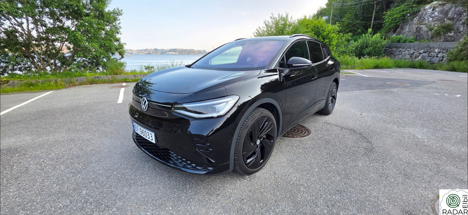 VOLKSWAGEN ID.4 GTX 220 KW 299hk 4MOTION Matrix/Pano/TopSport+/Massasje/HUD/Krok++