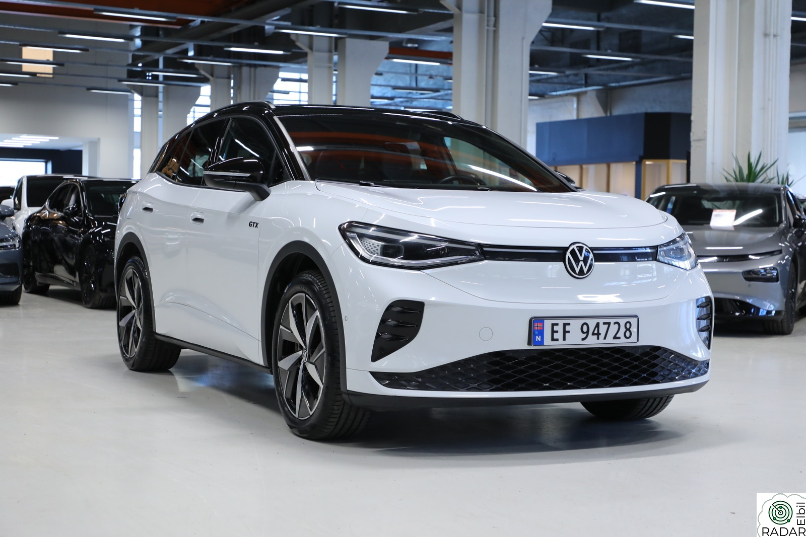 VOLKSWAGEN ID.4 GTX 220 KW GTX 77kWh/Acc/Matrix/Keyless/Krok
